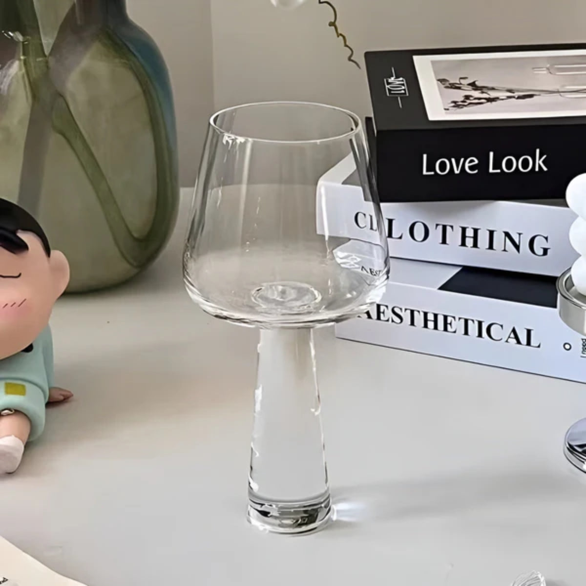 2er Set moderne Weingläser aus Kristallglas – Einzigartiges, sich verjüngendes Design für Rotwein
