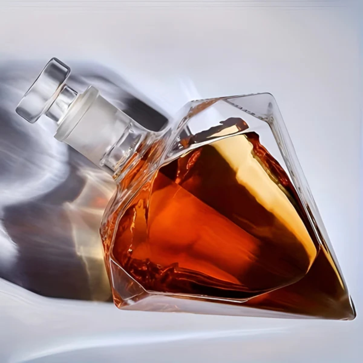 Diamantförmiges Whisky-Dekanter-Set mit 2 Gläsern und Holzständer